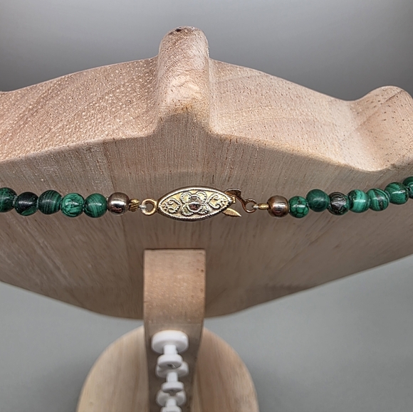 Vintage Malachite Bib Necklace - Picture 5 of 7